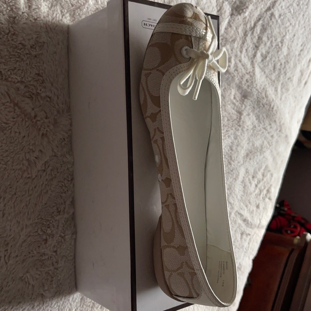 Coach flats worn once